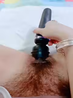 真正的顏值范御姐，透明情趣內衣，跳蛋插穴，黑牛外陰加持欲仙欲死的享受第02集