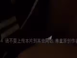 露臉性感黑絲女僕裝女友
