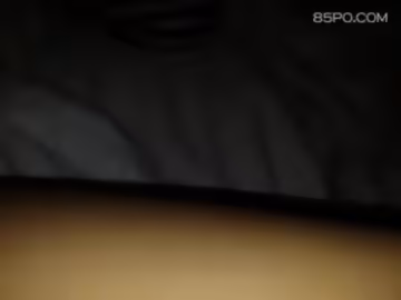 女友一直說不行,但我偏要,他能耐我和呢