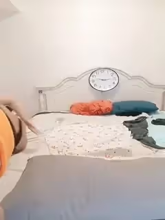 輪番大戰表妹表姐【下篇】幹完表姐干表妹~激情啪啪大秀~口交可以溫柔一點，操逼的時候粗魯一點~精彩刺激