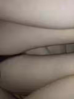 小情人害羞不讓拍
