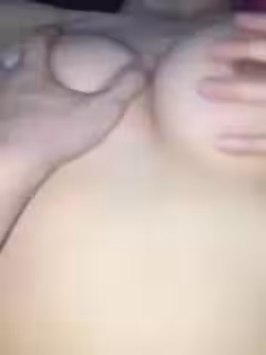 欠草的騷逼！
