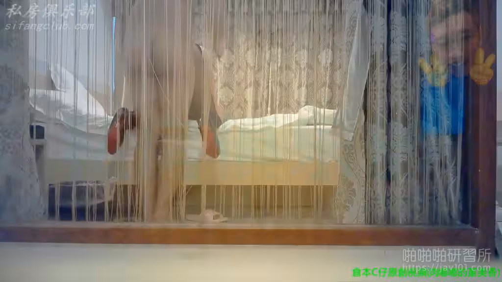 [精選偷拍!]微肉卻不油的外圍小姐  堅挺大乳一解胸奴族群的饑渴