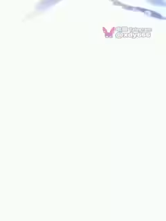 黑色小貓咪擺動的臀部