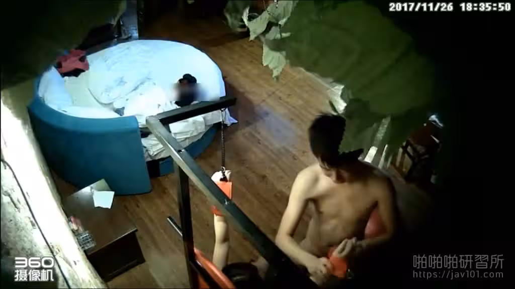 漂亮學妹與男友玩手銬性愛play 表情享受啪啪了好幾回