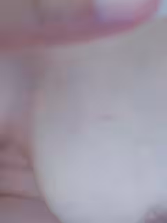 哺乳期的奶媽你喜歡嗎，玩弄揉捏風騷的奶子，擠奶水給你喝真刺激，舔弄揉捏自己吸了奶水吐在逼逼上摳穴呻吟第02集