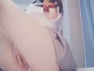 白天是乖寶寶晚上就不一定了