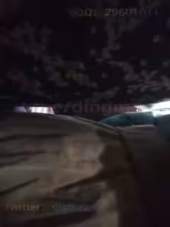 【地鐵真實猥褻】廣州地鐵站，這次人不多，沒有那麼用力頂進去，