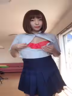 清純可愛學生制服誘惑