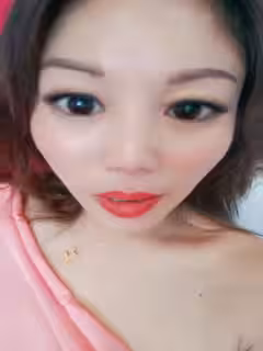 懷舊輕熟女，騷氣熱舞，椅子撐起高難度銷魂，真的尤物超級刺激第02集
