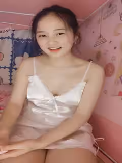 處女！清純女神~宿舍大秀~【白蔚】超級清純~蛋都擼炸了~✨✨✨--不遮不擋，不知道便宜了哪個男同學_20220517-225223-707第02集