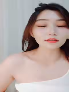 G奶御姐！超騷~超漂亮~【全網最白奶子】道具抽插~好過癮~✨✨✨這對大車燈滿分，確實是吊打全場的水平了_20220725-225845-888第05集