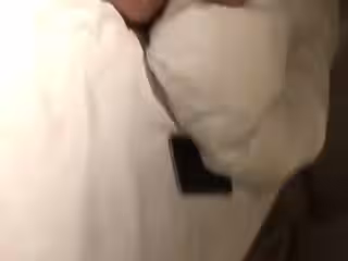 顏值超高的女神級純天然巨乳極品外圍女被操的啊啊啊叫個不停,逼
