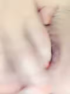 騷主播讓舔她的奶子