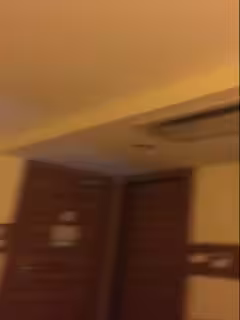 身材超好很像混血儿