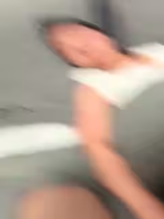 玩弄酒後的小妹妹