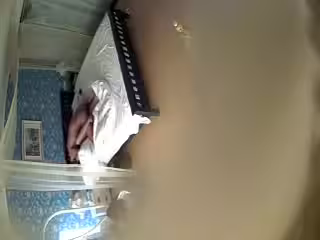 【偷拍】性慾旺盛青年男女開房滾床單很能草啊電話來了都不接繼續