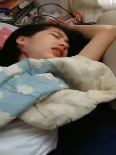 剛睡醒就挖受不了啊