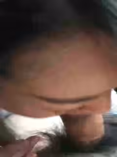 騷妻車內口交太爽了啊