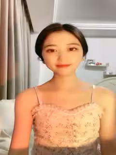 超清純校花--夏天的夏❤️，顏值、身材讓人看了直流口水，聲音溫柔聽她聊天就是心情舒暢，揉奶露毛真好看！第01集