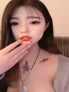 夜店氣氛組渣女小可愛露臉激情大秀，深夜陪狼友發騷，誘惑舞蹈聽狼友指揮展示性感騷穴，水多粉嫩人美又騷第01集