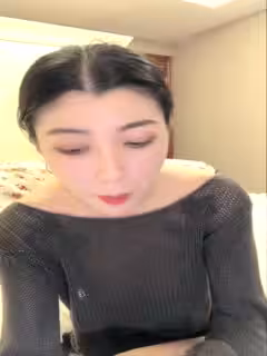 顏值不錯苗條貧乳妹子全裸誘惑露逼翹著屁股翹起雙腳掰開毛毛挺多很是誘惑喜歡不要錯過第02集