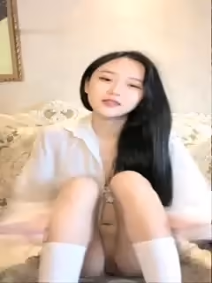 高顏值甜美萌妹子刮毛自摸秀近距離特寫刮毛無毛逼逼非常誘人再自摸很是誘惑喜歡不要錯過第02集