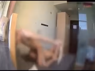 文藝范氣質長發美女小姨子背著姐姐和帥氣姐夫酒店開房,想要又裝矜持,乾乾嘴巴乾逼逼,最後趴在屁股上內射她!第03集