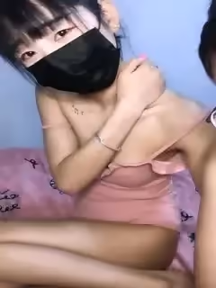 年輕漂亮嫩妹主播和炮友雙人啪啪秀顏值不錯身材苗條激情啪啪很是誘人第01集