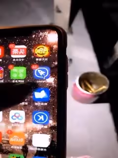 逼逼非常肥的妹子深夜樓道自慰口紅振動棒摩擦逼逼出水看看小視頻很是誘惑喜歡不要錯過第02集