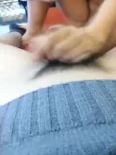 太嗨了-2高顏值極品性感美女和2男一起在豪華包廂鎖著門在裡面群交,特別漂亮的那位被輪第02集