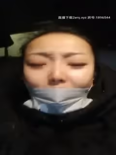 情趣小姐姐騷不騷干就完了3小時，室內室外開檔絲襪自慰騷逼，大秀鋼管脫衣舞第02集