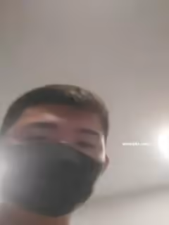 劇情演繹色狼尾隨緊身牛仔褲皮靴性感美女回家開門一刻強行把她暈倒扒光玩SM道具第03集