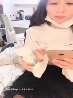 【污萌少女】高顏值美乳妹子跳蛋自慰，露大奶跳蛋塞逼拉扯震動，毛毛濃密粉穴非常誘人第02集