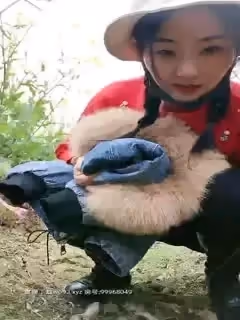 2020.2.17【金蓮小仙女】重慶妹子到農村勾搭，撒尿掰穴露臀秀奶第01集
