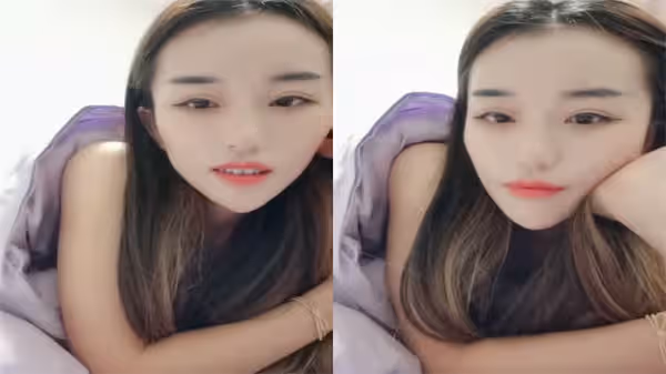 膚白苗條美女口活挑逗男友，騎乘上位激情狂操