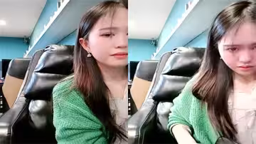 網吧公廁激情自慰！高跟苗條痴女淫叫浪語，邊摳穴邊騷話撩人