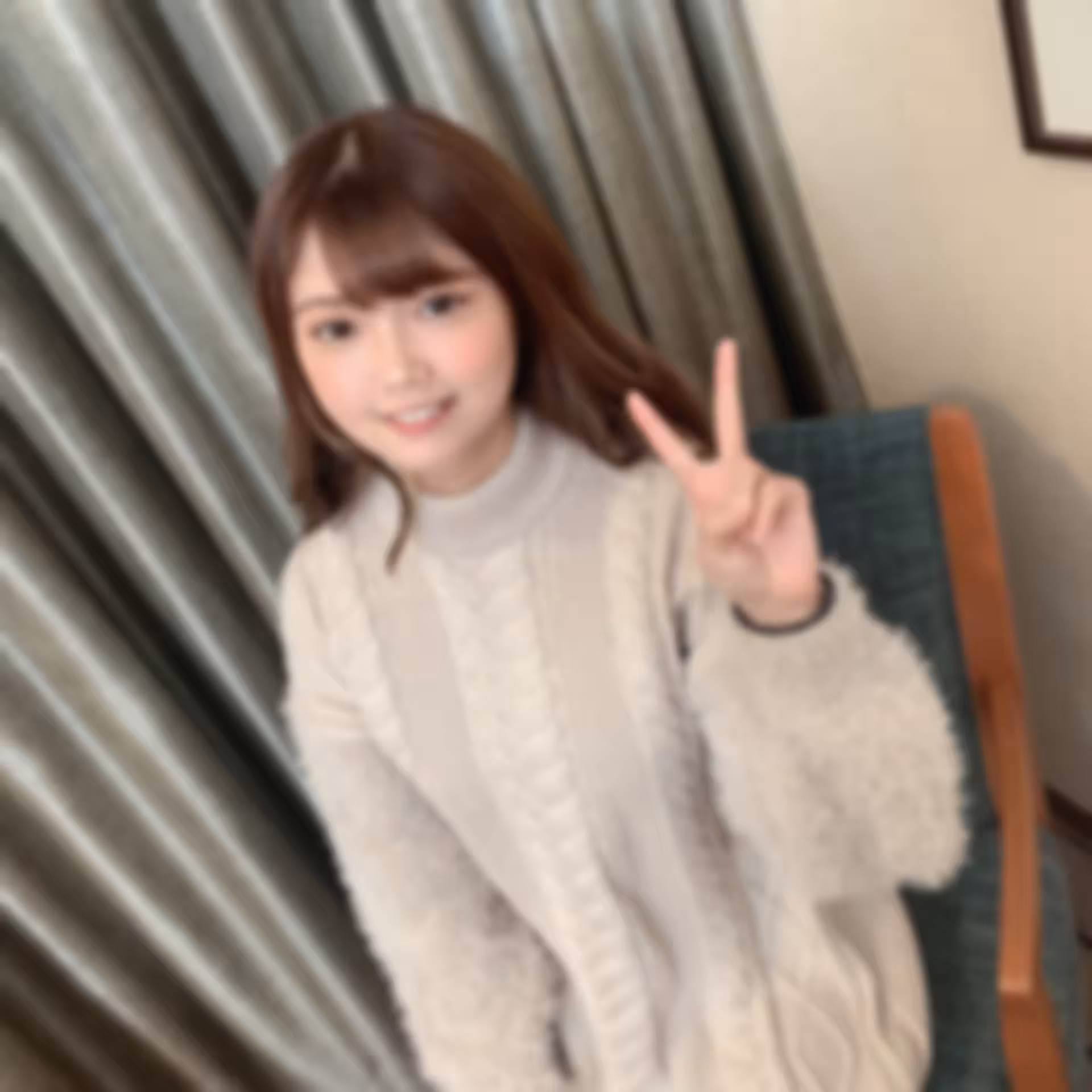 FC2-4223704 イケてる美人OL☆久々のセックスに大興奮！スタイルよしノリよし！問答無用の中出し-cd1