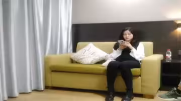 極品溫柔御姐風情萬種！淪陷豐腴肉體，溫暖誘惑誰能抵擋？