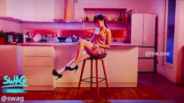 國民妹妹菲菲使壞，趁姐姐外出買晚餐的時候，吃掉她的男友！