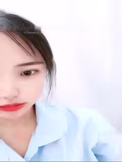极品尤物网红御姐：嫩穴饥渴难耐，后入狂操高潮喷水！