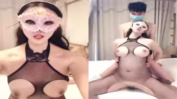 饑渴少婦粒粒騷穴求解藥，慾火焚身等你來填滿