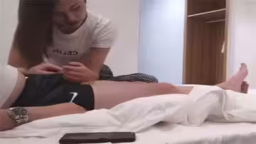 老表探花正規足浴店泡到性感美女，上門服務激情無套內射實錄