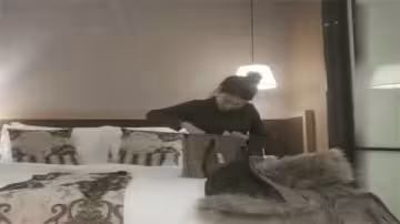 李尋歡蜜桃臀尤物！可鹽可甜顏值爆表，腰臀扭動騷浪求插