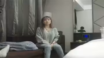 利哥探花真人實戰！高清美女上下抽插啪啪實錄，浪叫聲不斷狂噴白漿