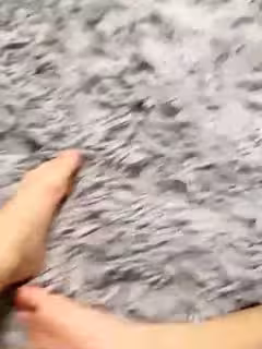 2紋身小姐姐！男友在睡覺掏出大屌就要操！扶著JB插入騷穴，主動騎坐深插