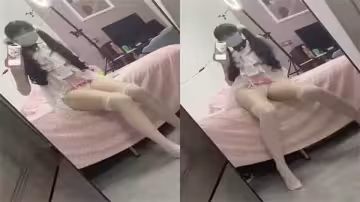 萌妹定製超可愛妹子浴室跳舞紫薇特寫超萌顏值