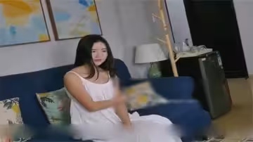 裸拍攝影師於約拍學生妹乖乖被摸胸摸逼