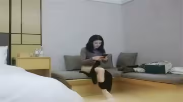 平台最牛探花利哥探花美女被換著姿勢操得嗷嗷