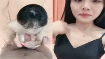黑絲肥臀大奶少婦口交伺侯老公激情操逼